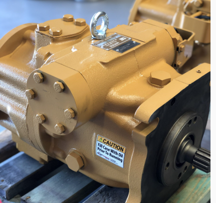 Hydraulic system monitoring sensor fitted to a hydraulic pump